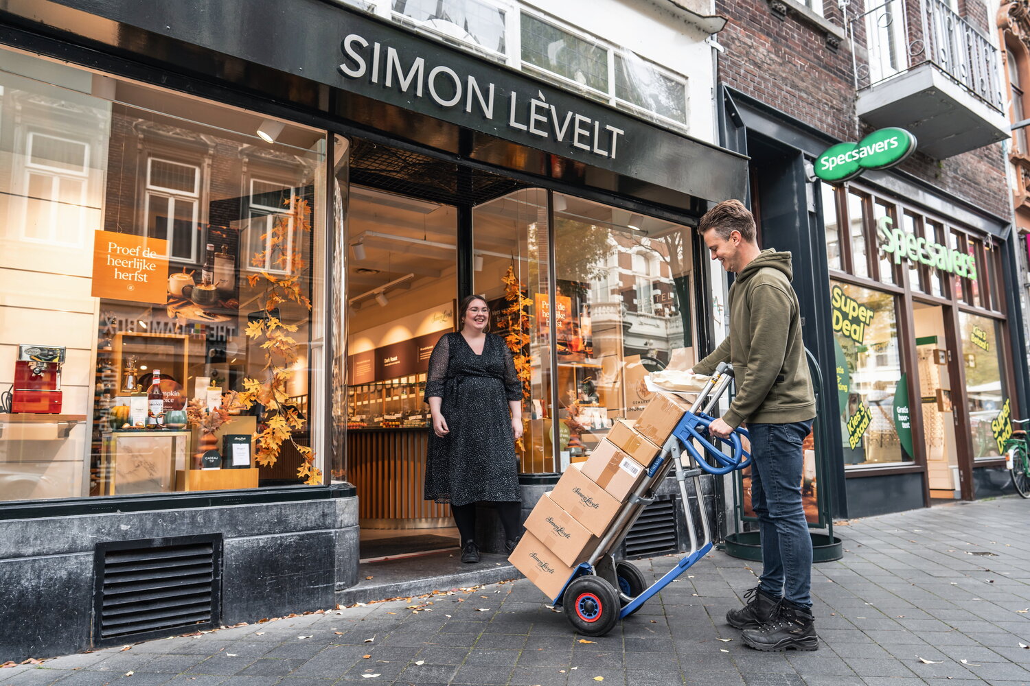 Shirley Simon Levelt 2