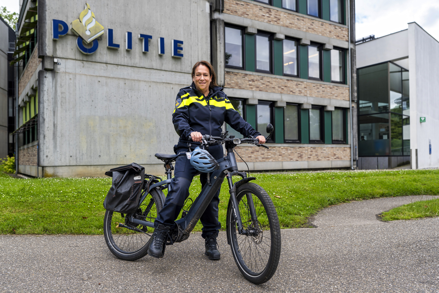 lonneke soudant, agent